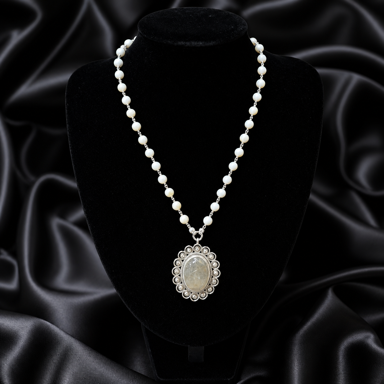 Mother of Pearl - Rutile Quartz Antique Necklace 925 Silver