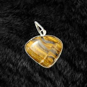Tiger’s Eye Pendant – Stone of Courage, Protection & Prosperity