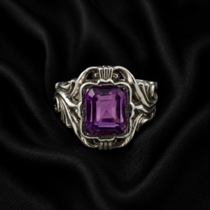 Amethyst Sterling Silver Ring – Vintage Square-Cut Purple Gemstone Ring